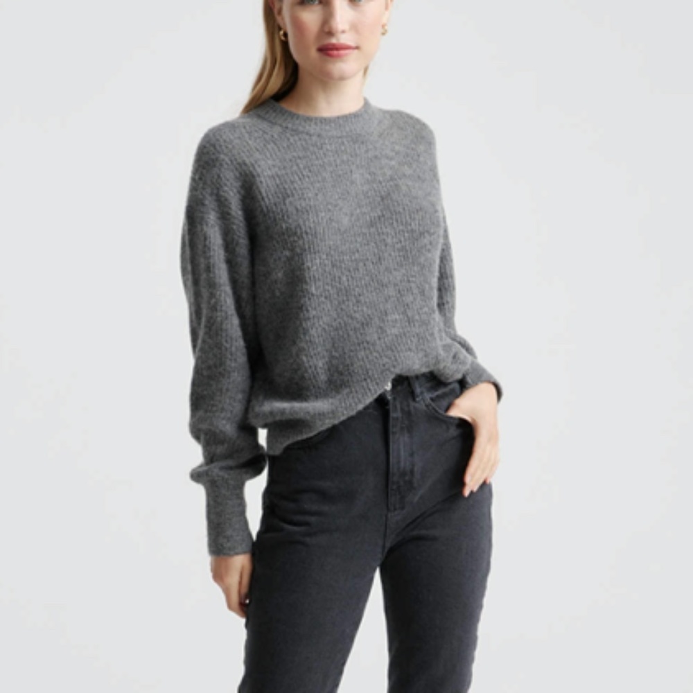 Quince Alpaca Crewneck Charcoal Gray Sweater Medium